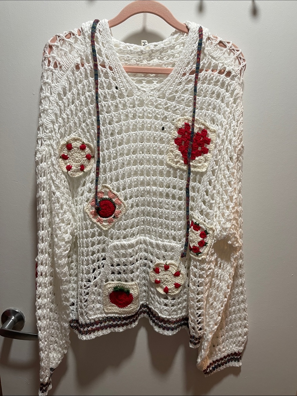 NWOT POL Cream Crochet Pullover w/ Patchwork Appliqués - Picture 3 of 10